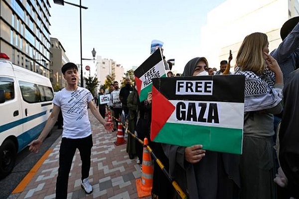 برگزاری راهپیماییهایی در حمایت از مردم فلسطین در جهان برگزاری راهپیماییهایی در حمایت از مردم فلسطین در جهان