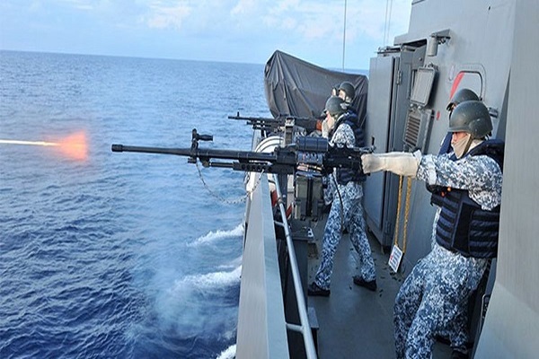 فیلمی از حمله نظامیان اسرائیلی از دریا