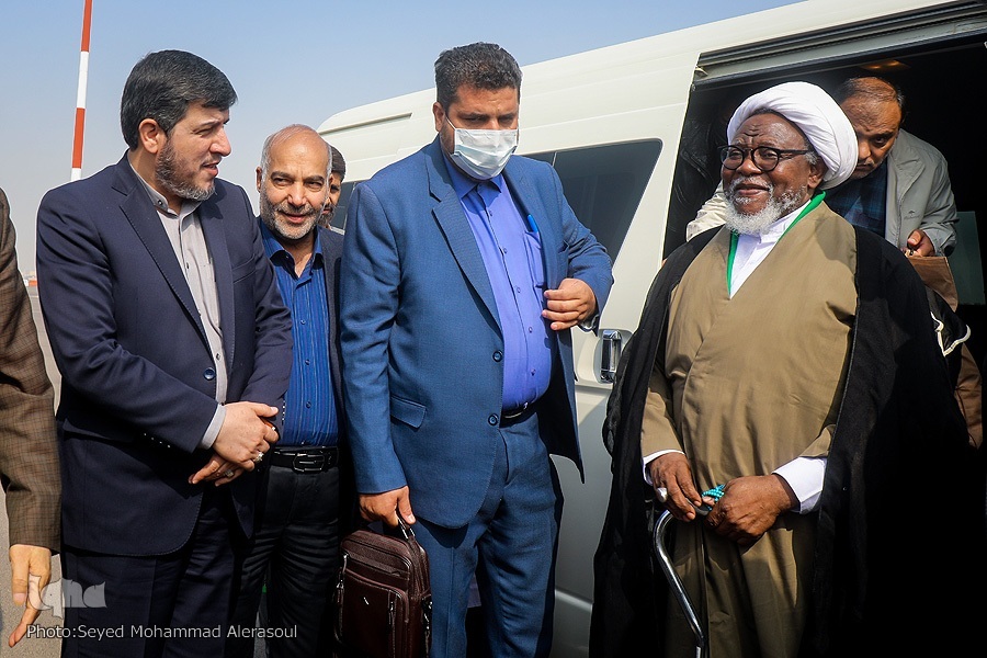 شیخ زکزاکی؛ میهمان صحن و سرای امام رضا(ع) + فیلم