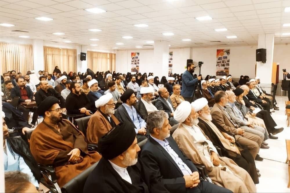 موفقیت چندانی در توسعه دانشگاه‌ در خارج از کشور نداشته‌ایم