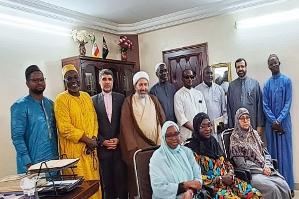 جامعه المصطفی شجره طیبه نشر فرهنگ اسلام اصیل در جای جای جهان است