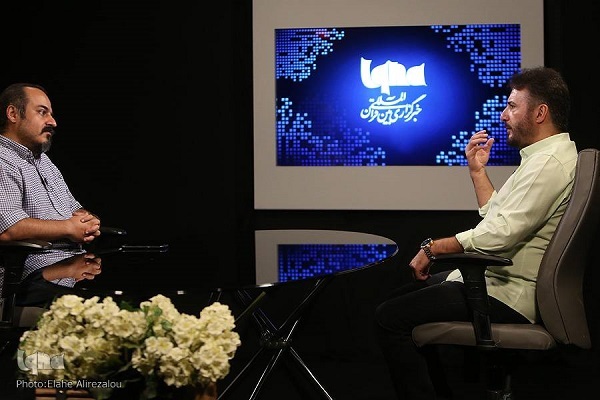 کسی که برای روی مین رفتن کاندید می‌شود اهل سیاست نیست / شهدای دفاع مقدس را تعریف نه، باید تفسیر کرد + فیلم