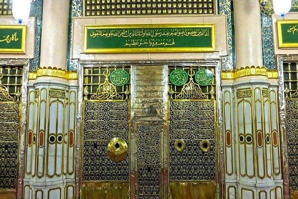 راز شهرت قصیده بُرده و نگارش آن بر دیوارهای مسجدالنبی