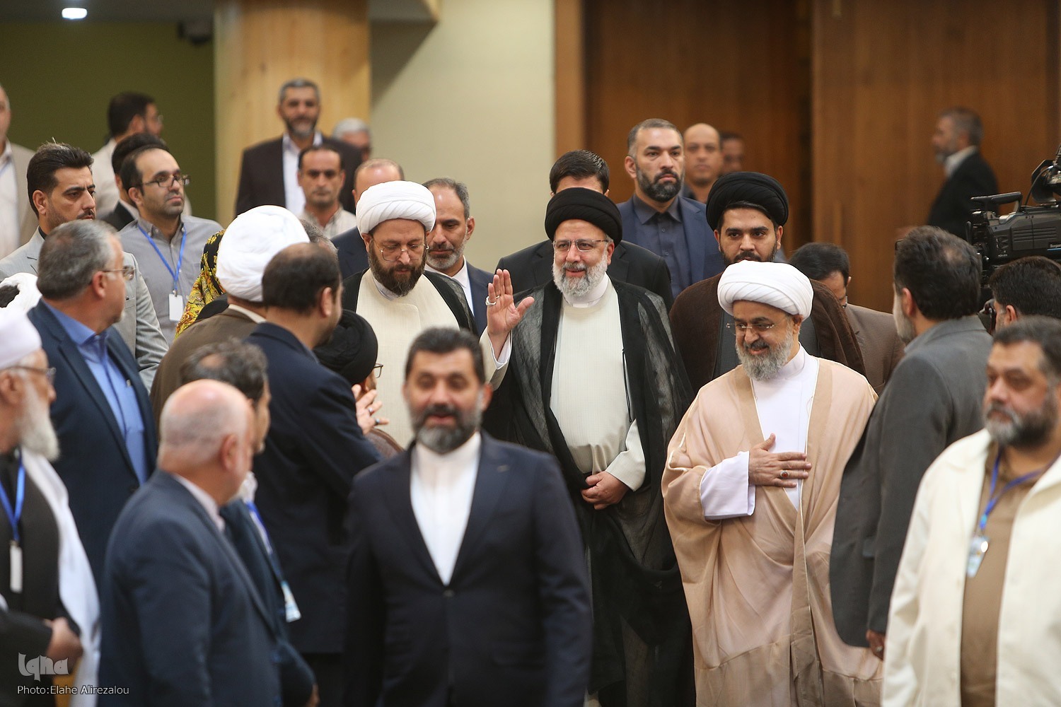 سازش با دشمنان اسلام عقبگرد به دوران جاهلیت است سازش با دشمنان اسلام عقبگرد به دوران جاهلیت است