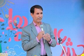 معلمان نقش بسزایی در فرهنگ‌سازی قرآن برای دانش‌آموزان دارند