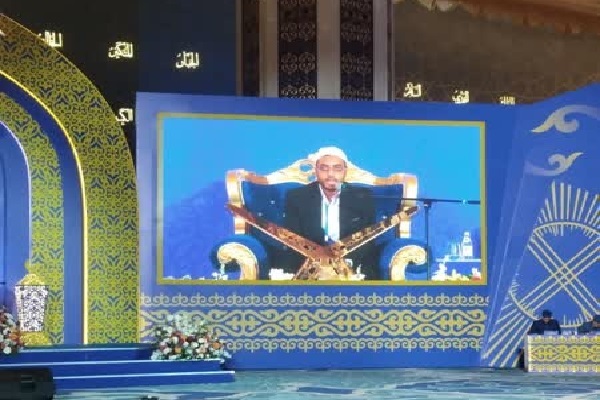 اجرای بی‌نقص نماینده ایران در مسابقات قرآن قزاقستان + عکس