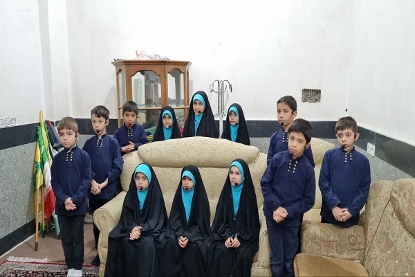 گروه سرود و همخوانی «سفیران نور»