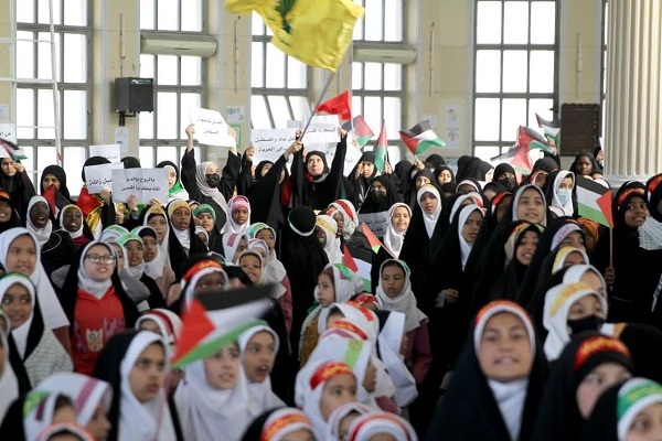 تجمع اعتراضی دانش آموزان طلاب المصطفی