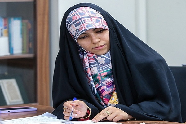 فاطمه شیرازی