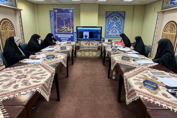 مرحله نهایی هفدهمین دوره مسابقات سراسری ـ مردمی دارالقرآن امام علی(ع) در بخش رشته حفظ 10 و 20 جزء و حفظ کل بانوان