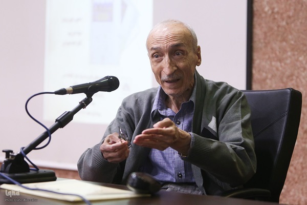 ادبیات مولوی منور از شعشعه قرآن است