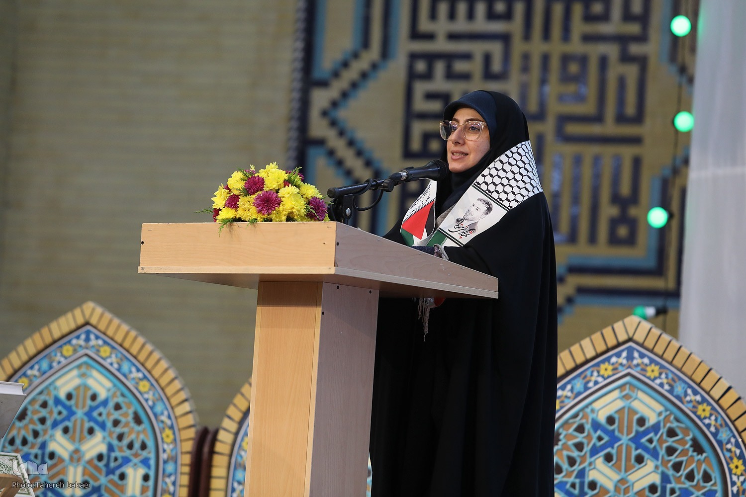 عاطفه خادمی