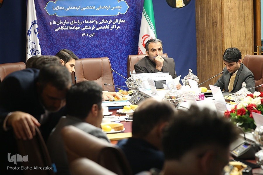 فعالیت فرهنگی در دانشگاه‌ها یک اصل است