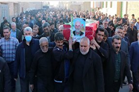 تشییع پیکر مطهر جانباز شهید جعفری در اردکان + عکس