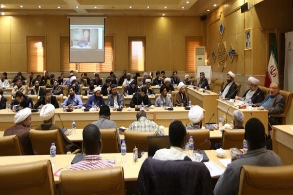 علی عباسی، رئیس جامعه المصطفی العالمیه