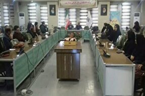 سخنوران به پالایش زبان پارسی از واژگان ناپارسی اقدام کنند