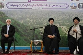 دولت ارتباط با نخبگان را به عنوان سرمایه حفظ می‌کند