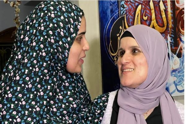 2 آزاده فلسطینی: رژیم اشغالگر در شکنجه اسرای زن هیچ خط قرمزی نمی‌شناسد/اماده انتشار