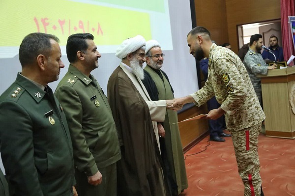 آیین اختتامیه مرحله سراسری چهل و سومین دوره مسابقات قرآن کارکنان پایور و وظیفه ستاد فرماندهی کل ارتش