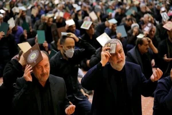 عکس | مراسم شب قدر در گلستان