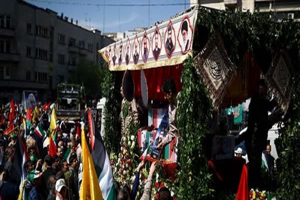 پیکر شهدای جنایت ترویستی دمشق تشییع شدند