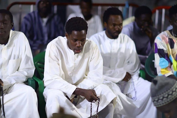 برگزاری محفل قرآنی ماه رمضان در سنگال از سوی آستان عباسی + عکس