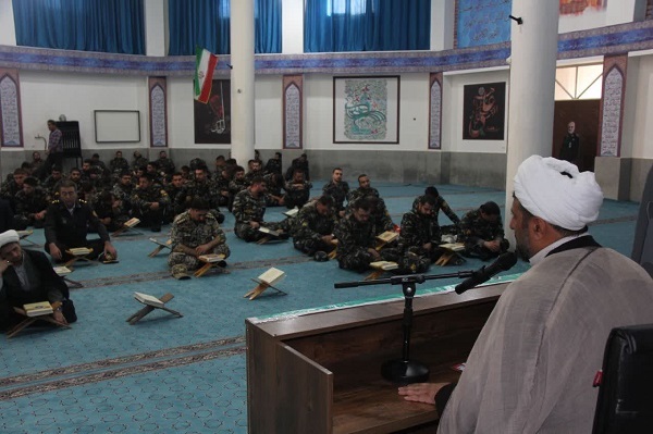 پرسنل پدافند هوایی شمال ارتش با رمضان وداع کردند + عکس