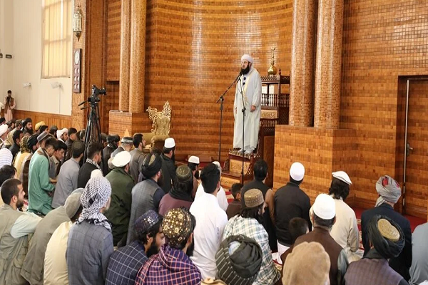 اقامه نماز عید فطر در کشورهای مختلف جهان + عکس اقامه نماز عید فطر در کشورهای مختلف جهان + عکس