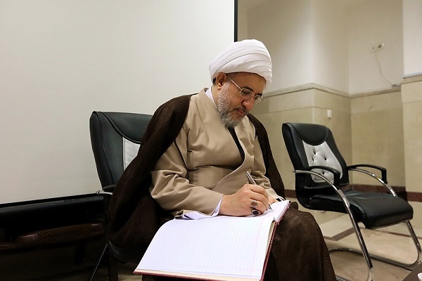 آیت‌الله محسن اراکی، عضو مجلس خبرگان رهبری