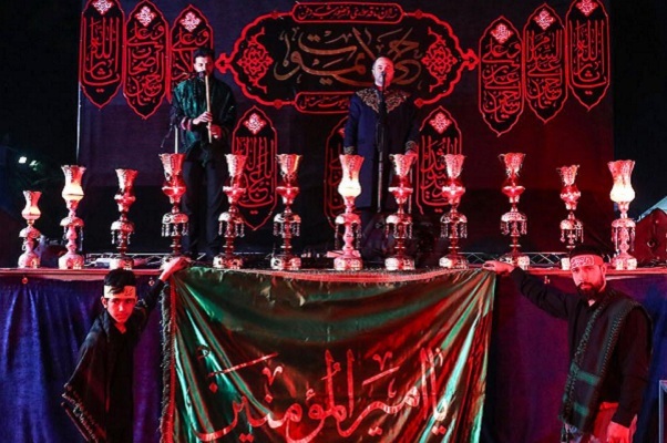 12 فروردین/////  «منقبت‌خوانی» علی(ع)؛ راوی حقیقت اَبَرمردی که رنج صیقلش می‌داد