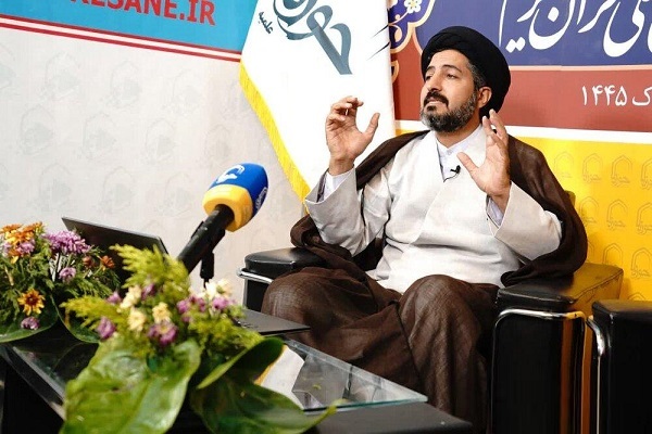 سیدعیسی مسترحمی، مدیرگروه قرآن و علوم طبیعی جامعه المصطفی