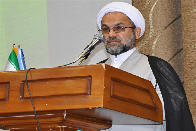 دشمن به دنبال دوقطبی‌سازی است