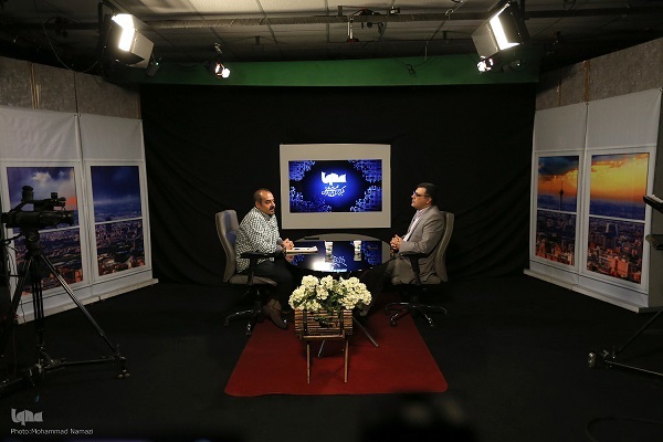 هنوز آماده نیست//// «علی‌نامه» سند تشیع هزار ساله ایرانیان است/ دینداری مردم و موج‌سواری صفویه+ فیلم