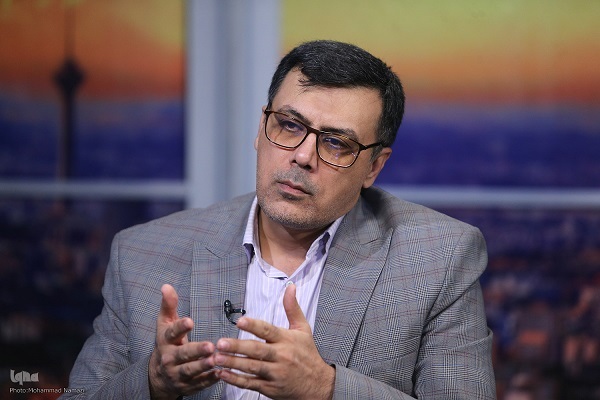 هنوز آماده نیست//// شعر فارسی و چرایی قلت مدح خلفا و کثرت ستایش علی(ع)/ ادعای بی‌سند سروصدای بی‌جهت است + فیلم