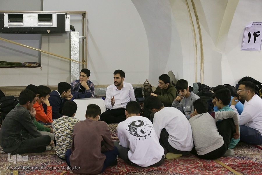 سه روز پربرکت برای نوجوانان؛ از سفارتخانه مقاومت تا خلوت قهرمانساز سه روز پربرکت برای نوجوانان؛ از سفارتخانه مقاومت تا خلوت قهرمانساز