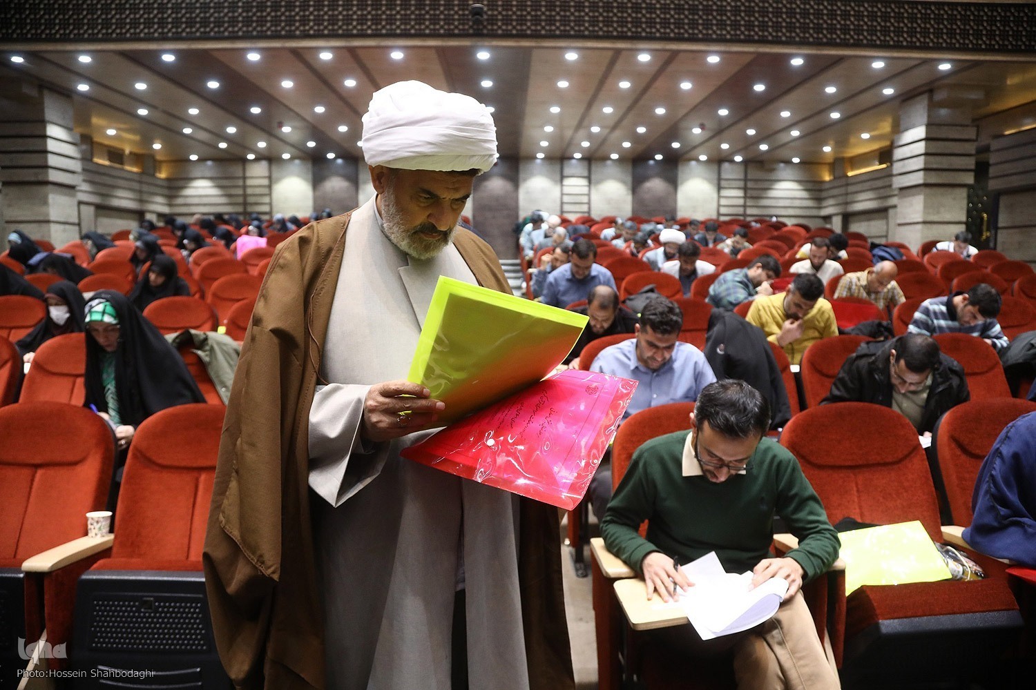 نگاهی به آنچه در بخش معارفی مسابقات سراسری قرآن میگذرد نگاهی به آنچه در بخش معارفی مسابقات سراسری قرآن میگذرد