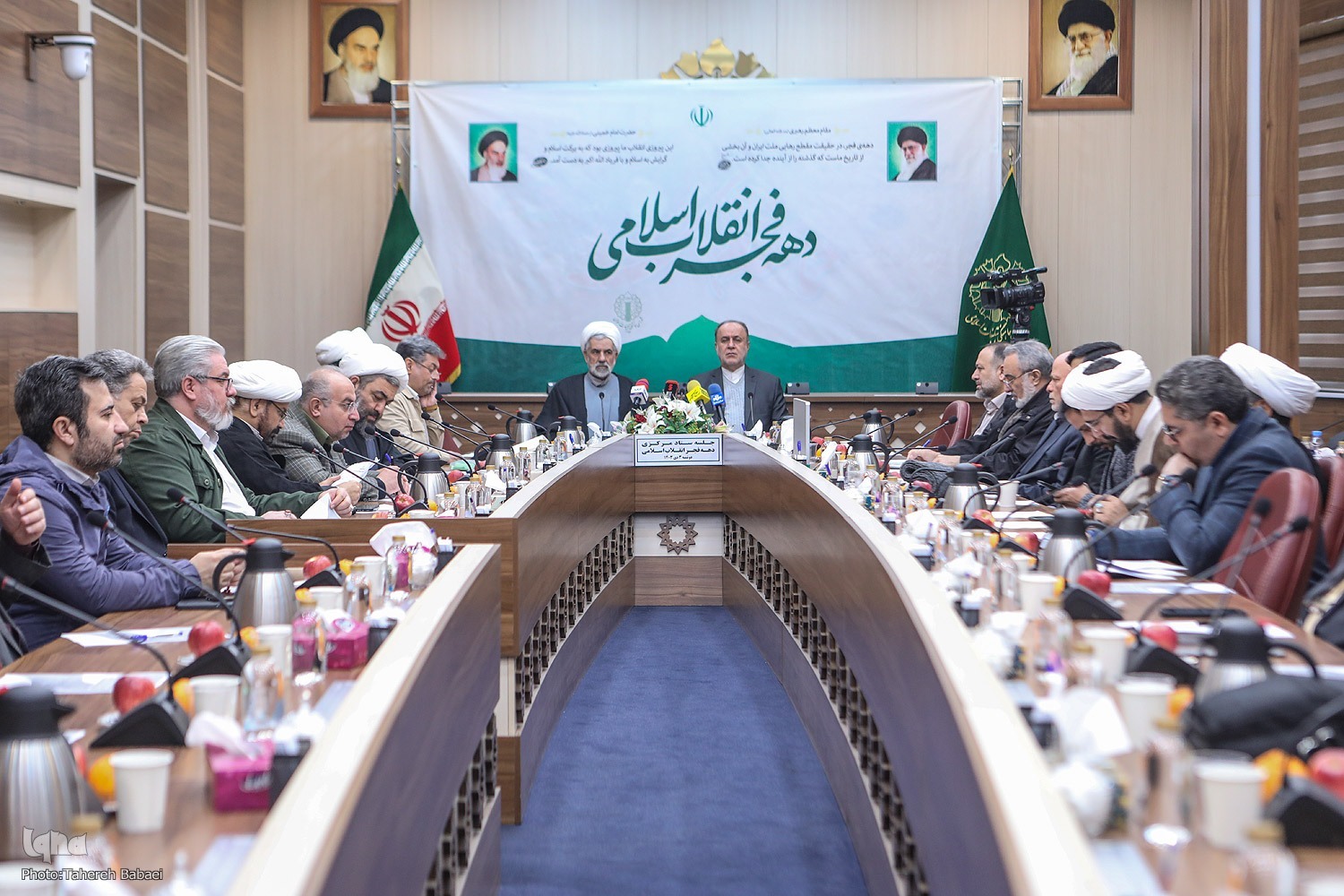 نشست ستاد مرکزی دهه فجر نشست ستاد مرکزی دهه فجر