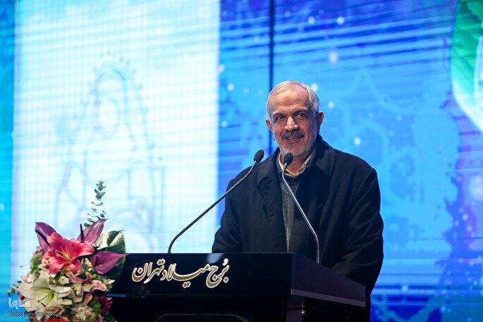 همایش بانوان قرآن‌پژوه به پایان‌نامه‌های قرآنی بانوان توجه بیشتری کند + فیلم