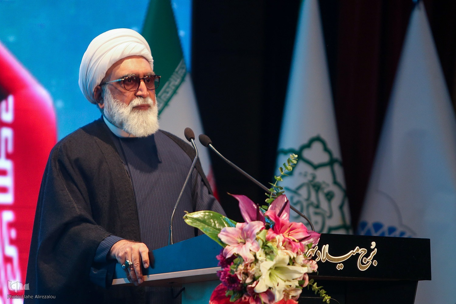 همایش بانوان قرآن‌پژوه به پایان‌نامه‌های قرآنی بانوان توجه بیشتری کند + فیلم