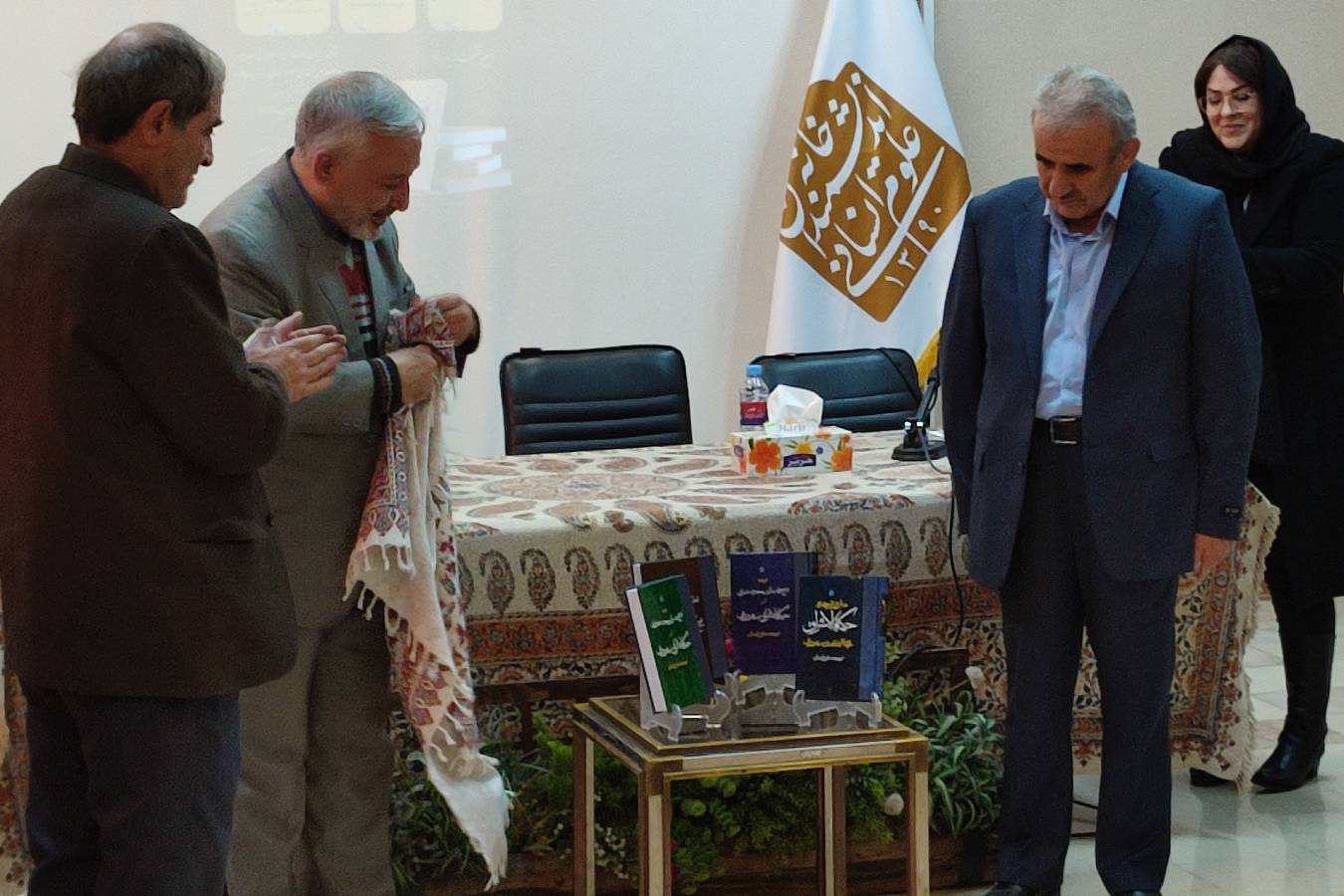 سهروردی بیشترین توجه و استناد را به قرآن داشته است