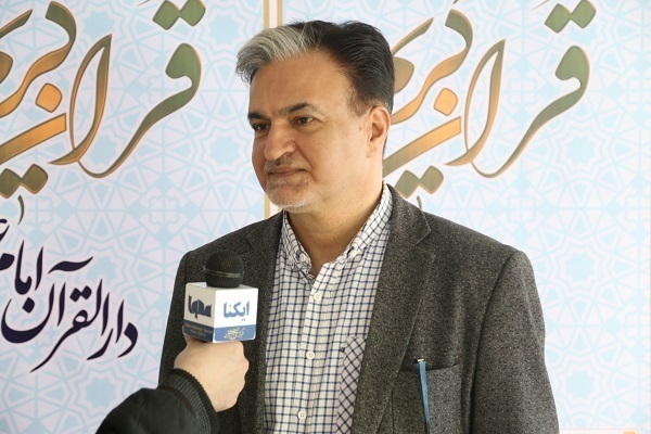 در میز اساتید راهنمای مسابقات بینالمللی قرآن چه مطالبی گفته میشود در میز اساتید راهنمای مسابقات بینالمللی قرآن چه مطالبی گفته میشود