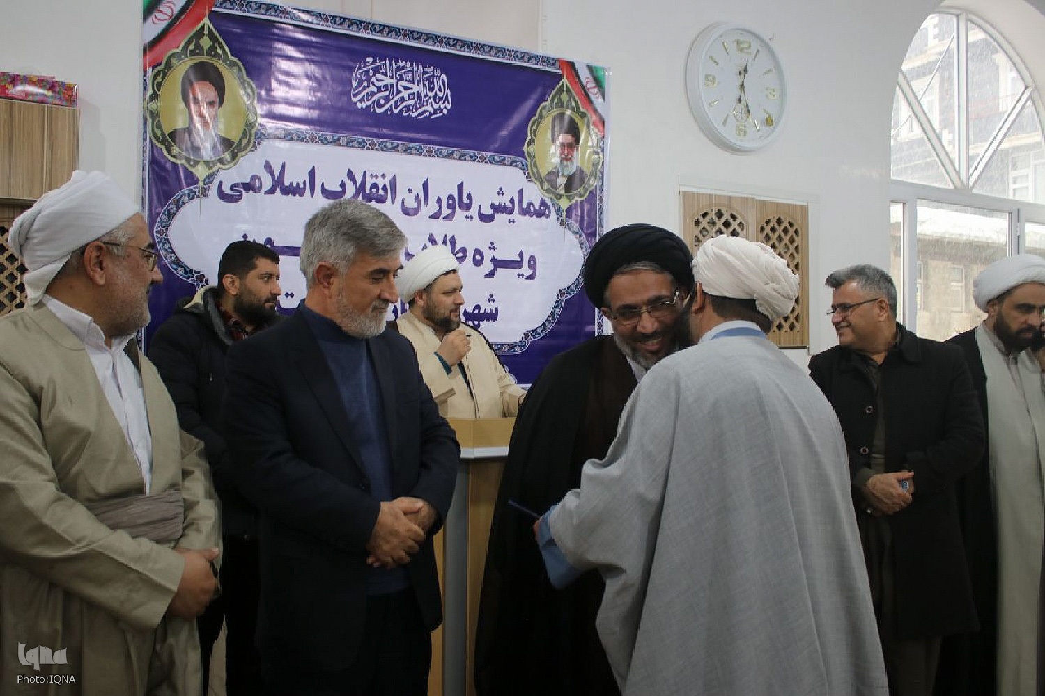 برگزاری همایش یاوران انقلاب اسلامی ویژه طلاب و روحانیون سردشت ‎