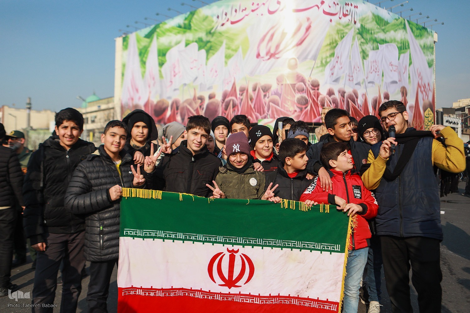 حضور نسل جدید در راهپیمایی 22 بهمن