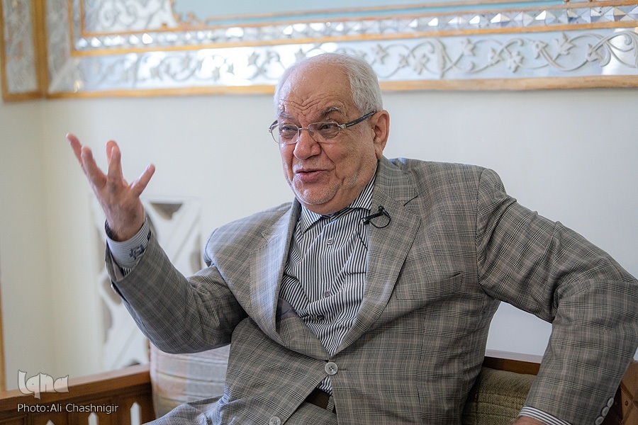 تاثیر فلسفه در کاهش درد و رنج