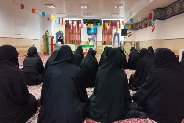 برگزاری کرسی علمی «راهکار‌های انتقال مفاهیم دینی به نوجوانان و جوانان» در خلخال