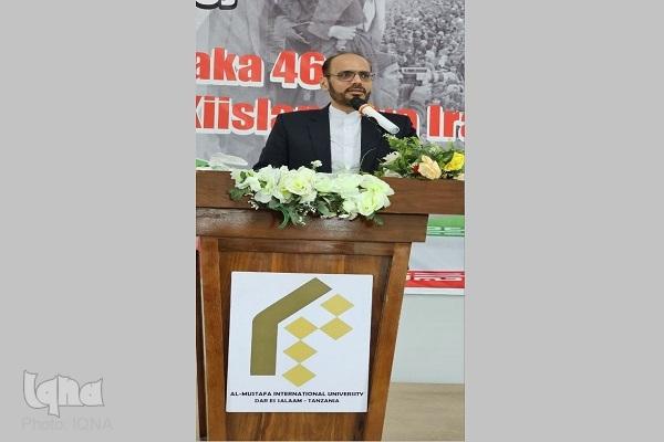 معارفی ، رایزن فرهنگی
