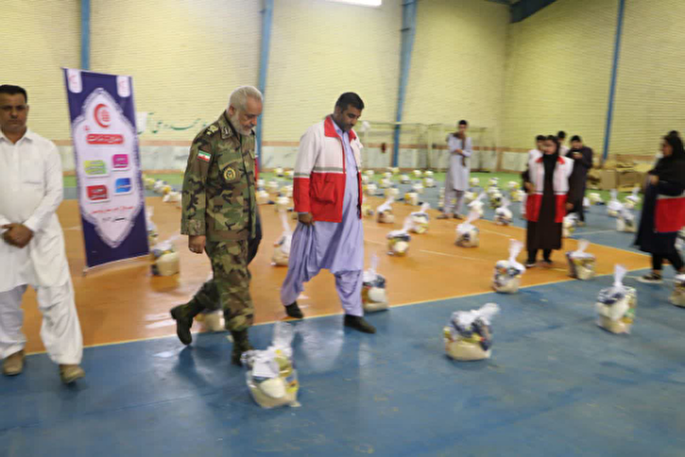 طرح «مردم‌یاری» ارتش در روستای بانسنت اجرا شد + عکس