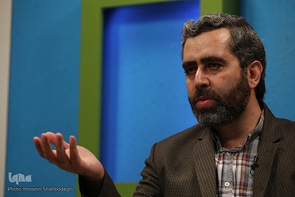 نگاه به قرآن در زمره عبادات محسوب می‌شود + فیلم