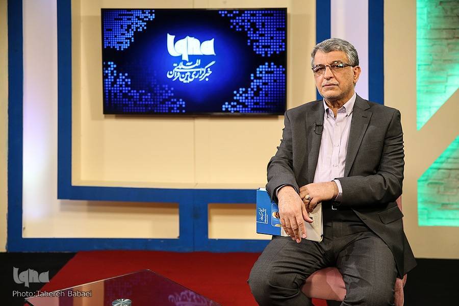 از تصلب در برابر فقاهت معاصر تا مدرن‌سازی قرآن یا قرآنی کردن مدرنیته