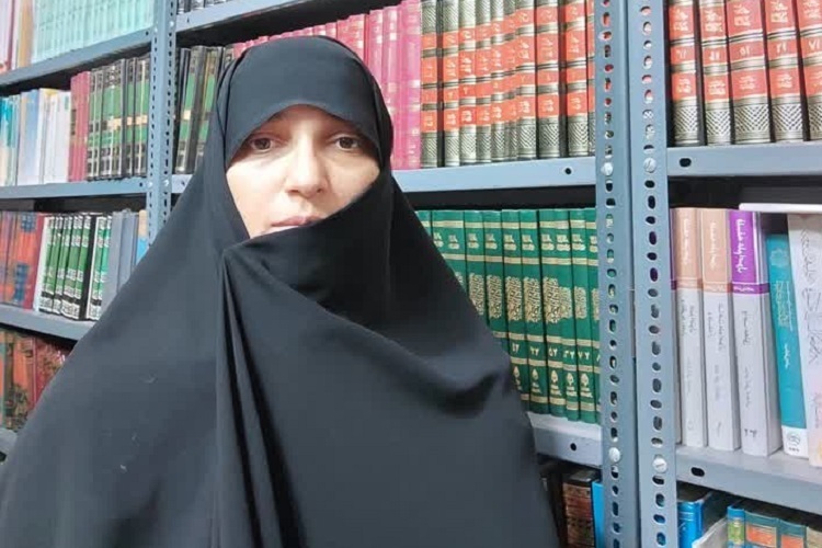 طاهره حیاتی